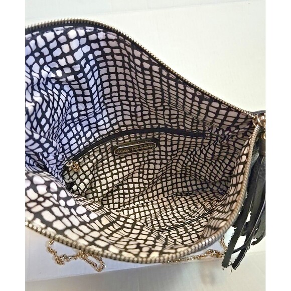 Urban Expressions Bag Black Crossbody Vegan Leather Fold-Flap Shoulder Purse - Picture 6 of 12